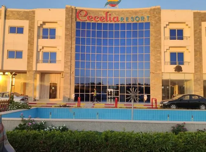 Cecelia With Private Apartment